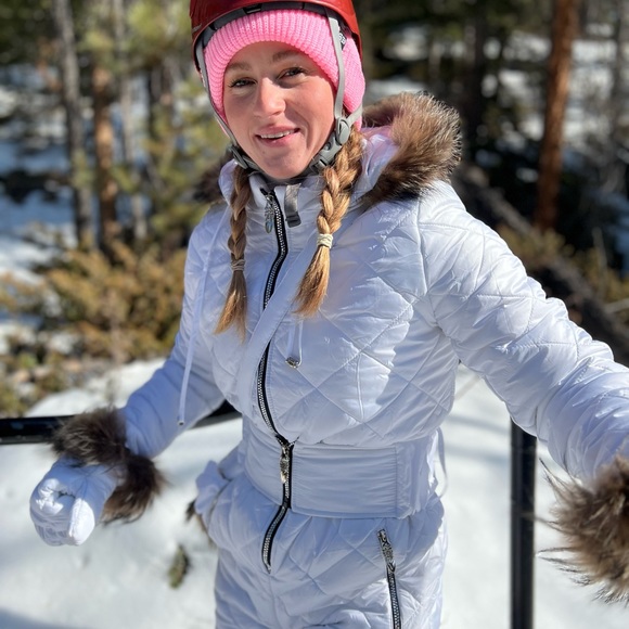 Warm snowsuit - Picture 7 of 7